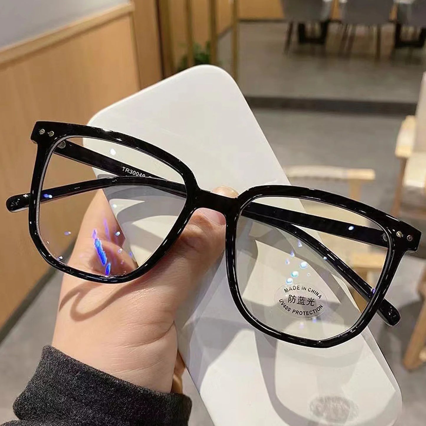 Blue Light Blocking Glasses for Men and Women with Anti Fatigue Lens Lightweight Frame Unisex Eyewear for Studying Office