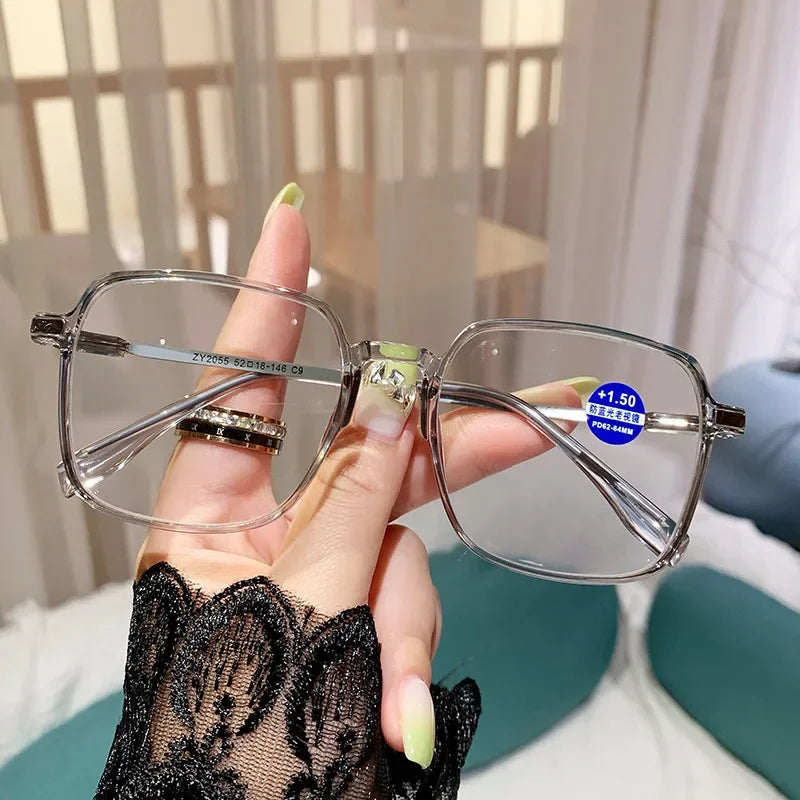 Blue Light Blocking Reading Glasses for Men and Women Fashion Lightweight Anti Eye Strain High Definition Presbyopic Glasses